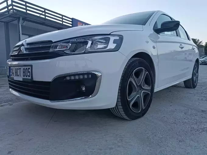 Citroen C-Elysee – аренда авто в Турции