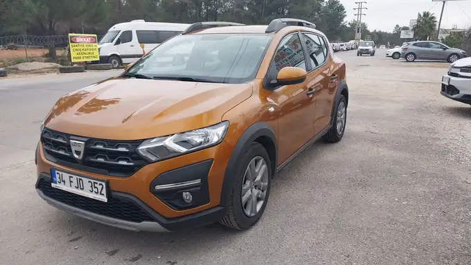 Dacia Sandero Stepway – аренда авто в Турции